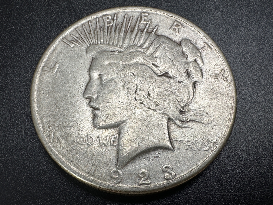1923 U.S. Silver Peace Dollar [Photo 2]