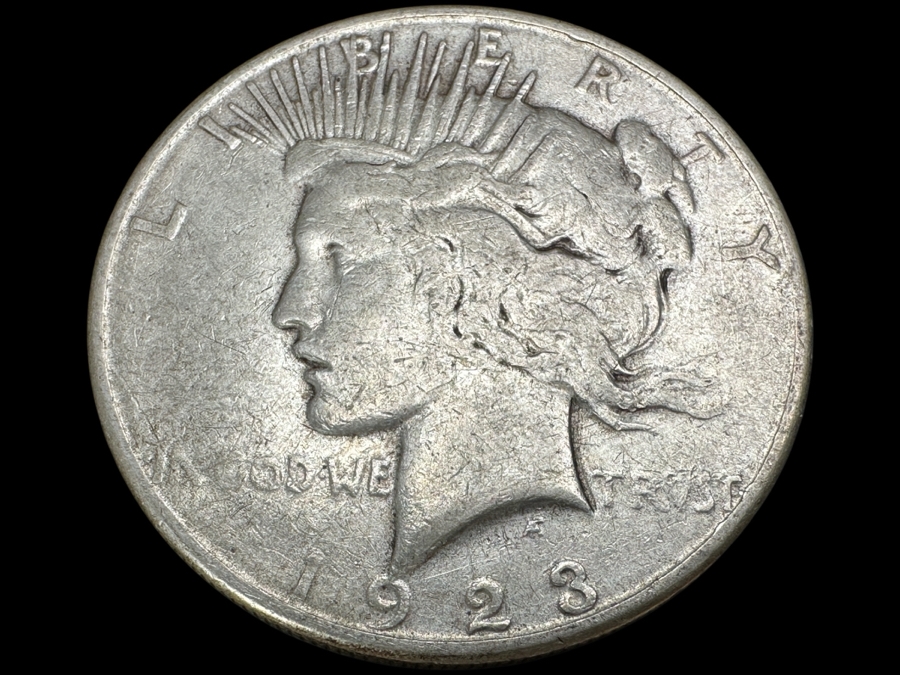 1923 U.S. Silver Peace Dollar [Photo 1]