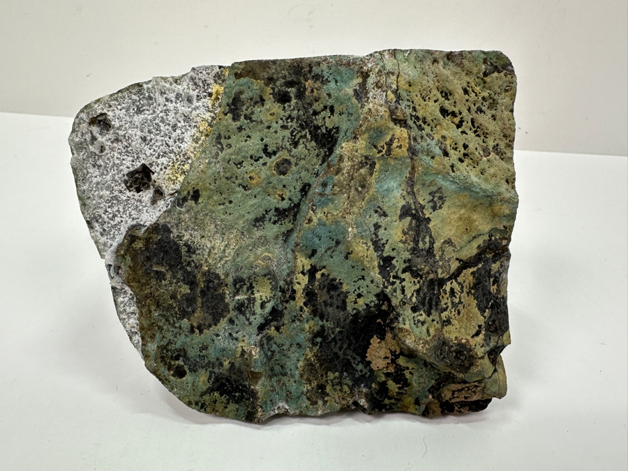 Amethyst Geode Piece [Photo 7]