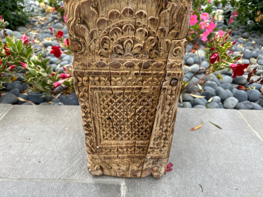 Vintage Indonesian Wooden Hand Carved Architectural Column 6'H [Photo 4]