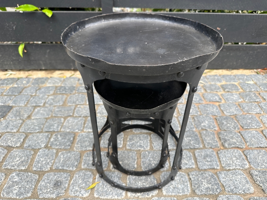 Pair Of Metal Nesting Round Table 12W X 14.5H [Photo 2]