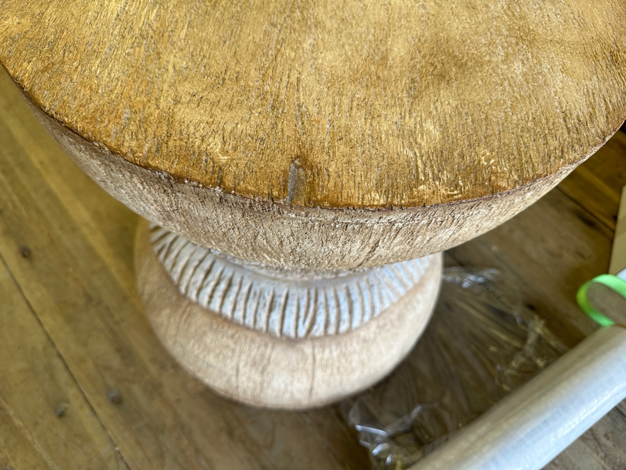 Solid Wooden Side Table 18.5W X 20H [Photo 6]