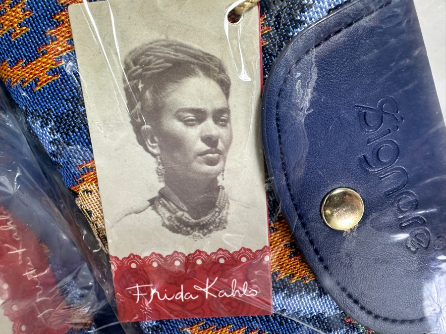 Just Added - New Frida Kahlo Mexican Folk Art Design Signare Duffle Bag And Handbag [Photo 6]