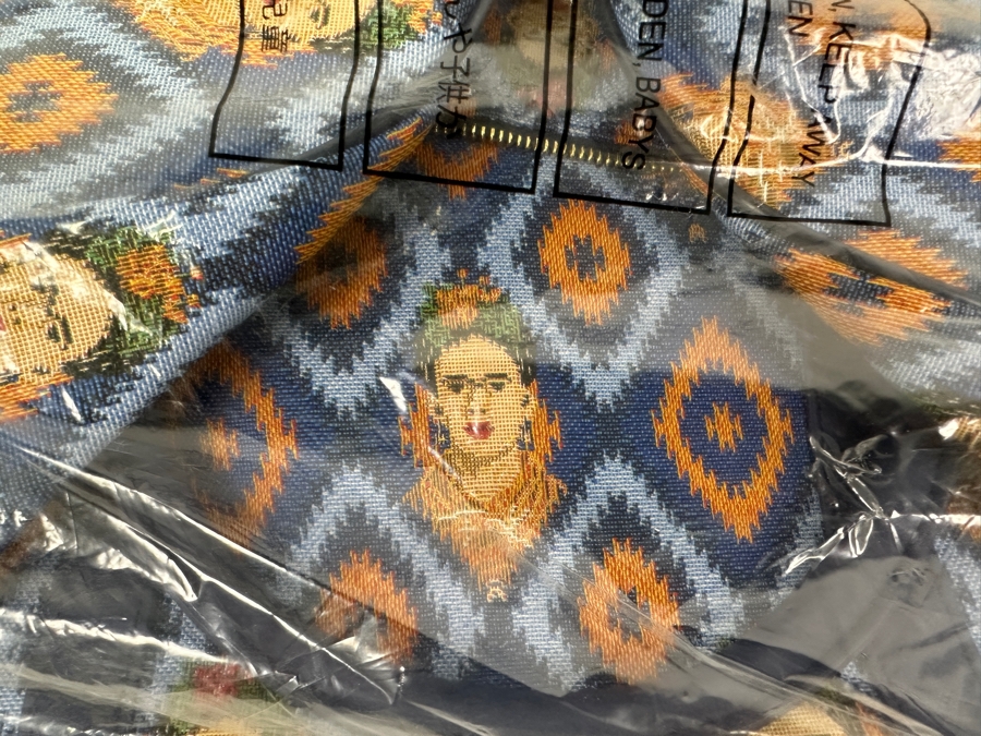 Just Added - New Frida Kahlo Mexican Folk Art Design Signare Duffle Bag And Handbag [Photo 3]