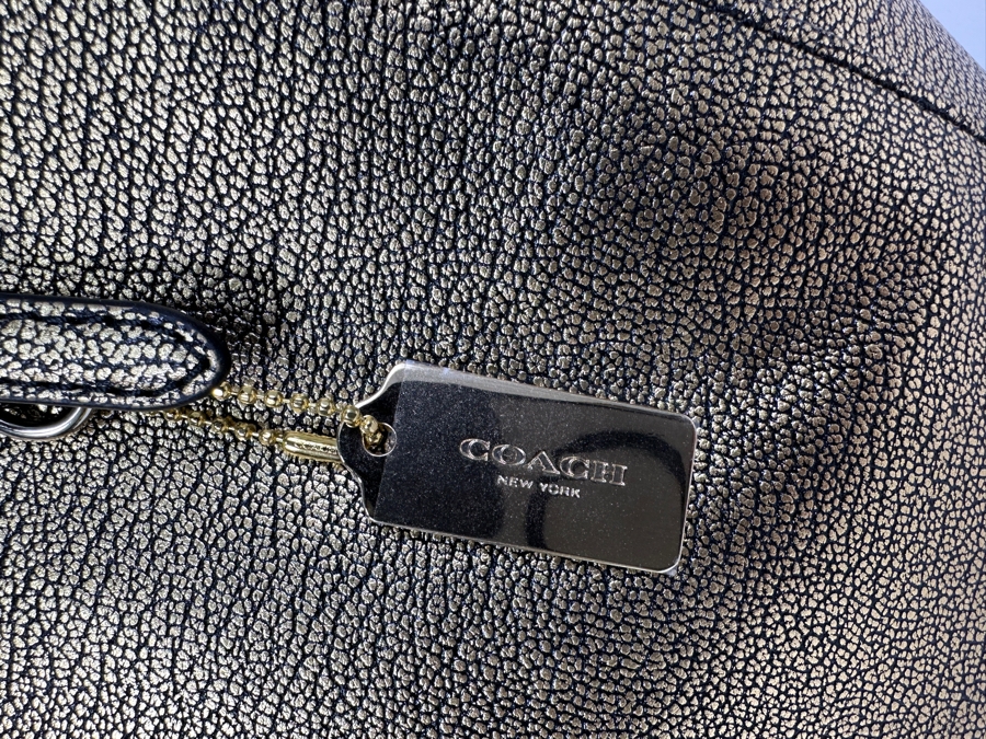 Just Added - New Coach Gold Tote Handbag [Photo 4]