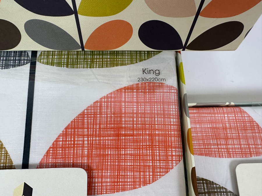 Just Added - Orla Kiely House Fine Quality Bed Linen King Size Duvet Cover, Pair Of Pillowcases, King Sham Pair And 3 Storage Boxes [Photo 6]