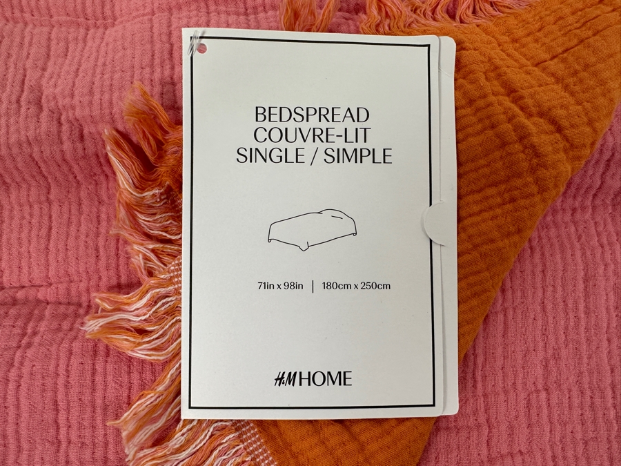 Just Added - New H&M Home Bedspread Cover Single / Simple 71' X 98' [Photo 3]