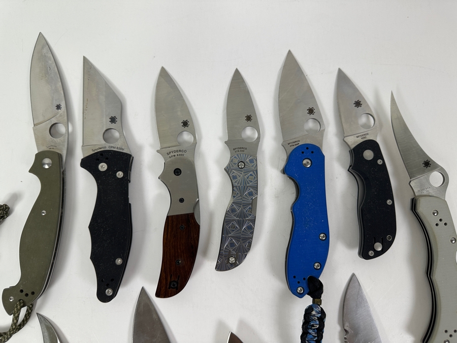 Just Added - (11) Spyderco Pocket Folding Knives [Photo 3]