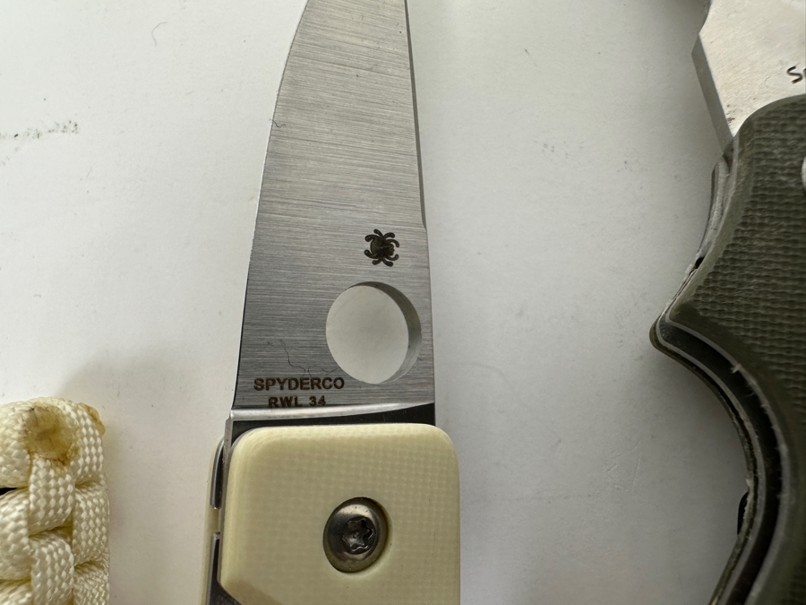 Just Added - (12) Spyderco Pocket Folding Knives [Photo 4]