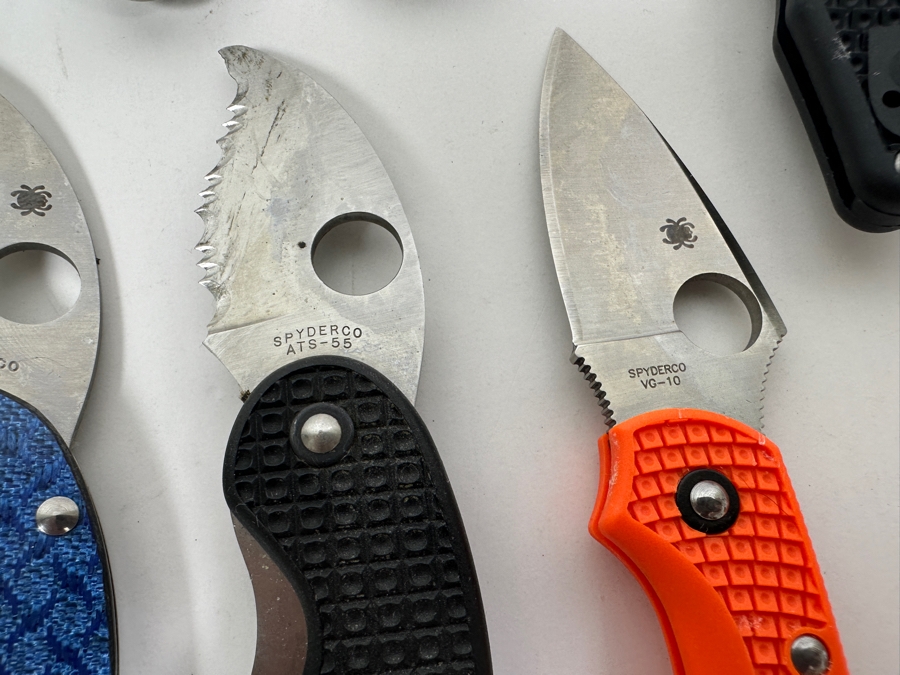 Just Added - (12) Spyderco Pocket Folding Knives [Photo 9]