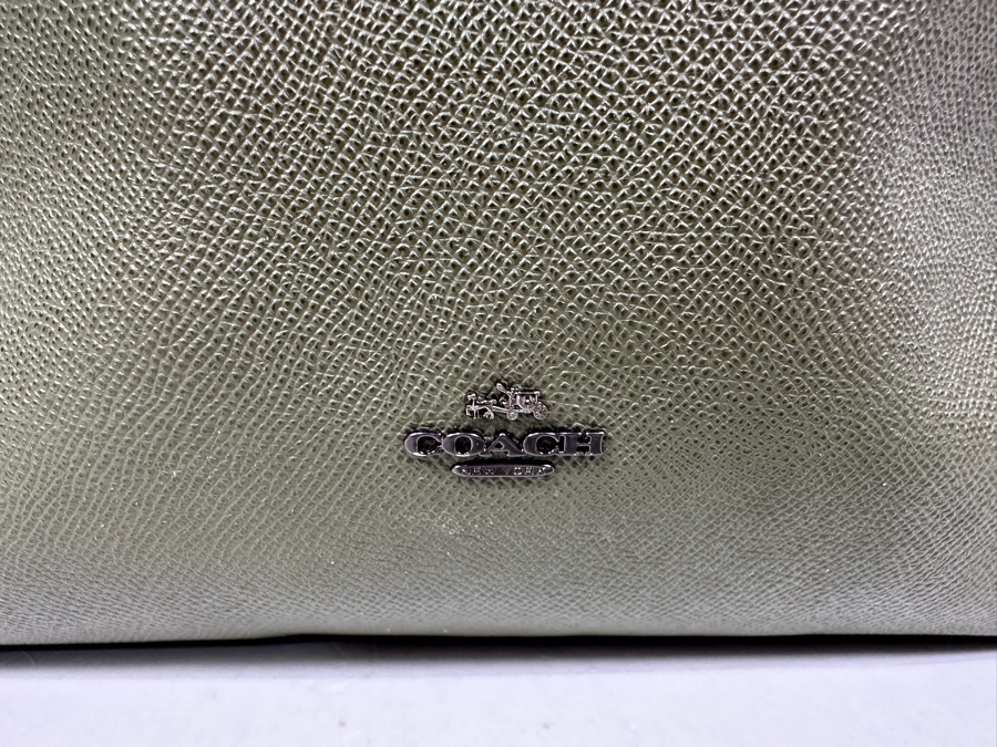 Just Added - Coach Tote Green Handbag [Photo 3]