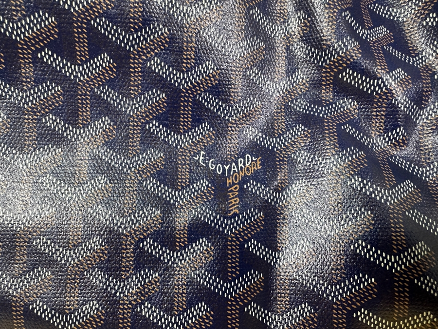 Just Added - New Goyard Paris St. Louis GM Handbag Retails $3,000+ [Photo 4]