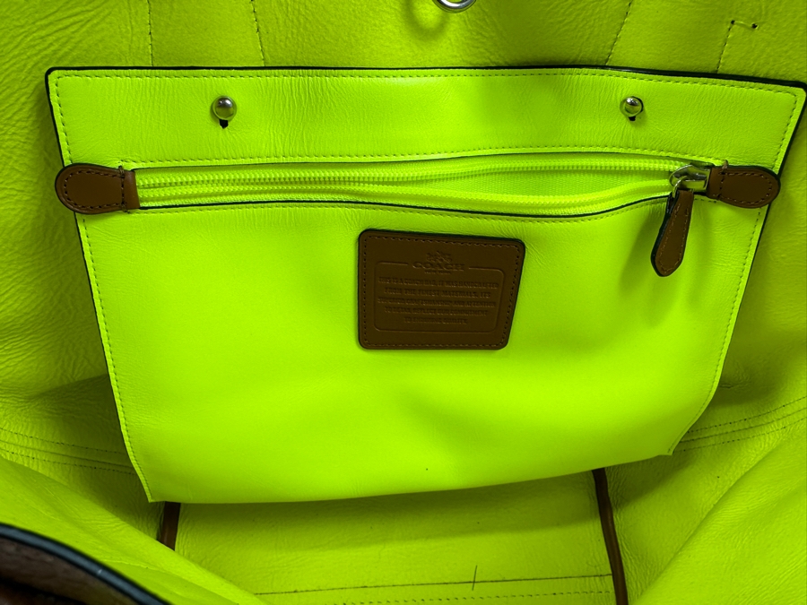 Just Added - Coach Tote Handbag [Photo 7]