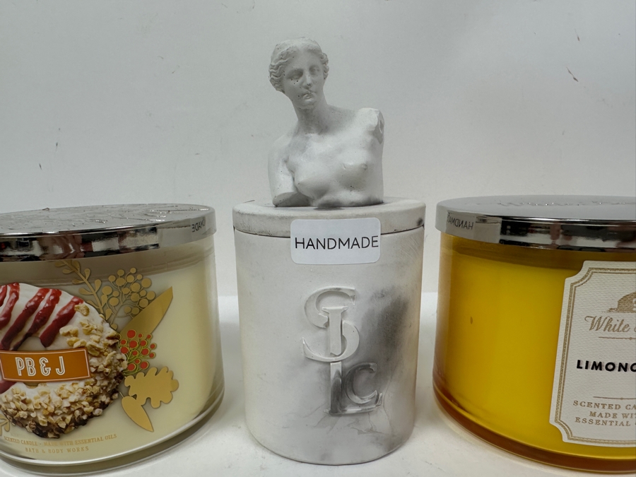 Just Added - (4) Scented Candle Lot [Photo 3]