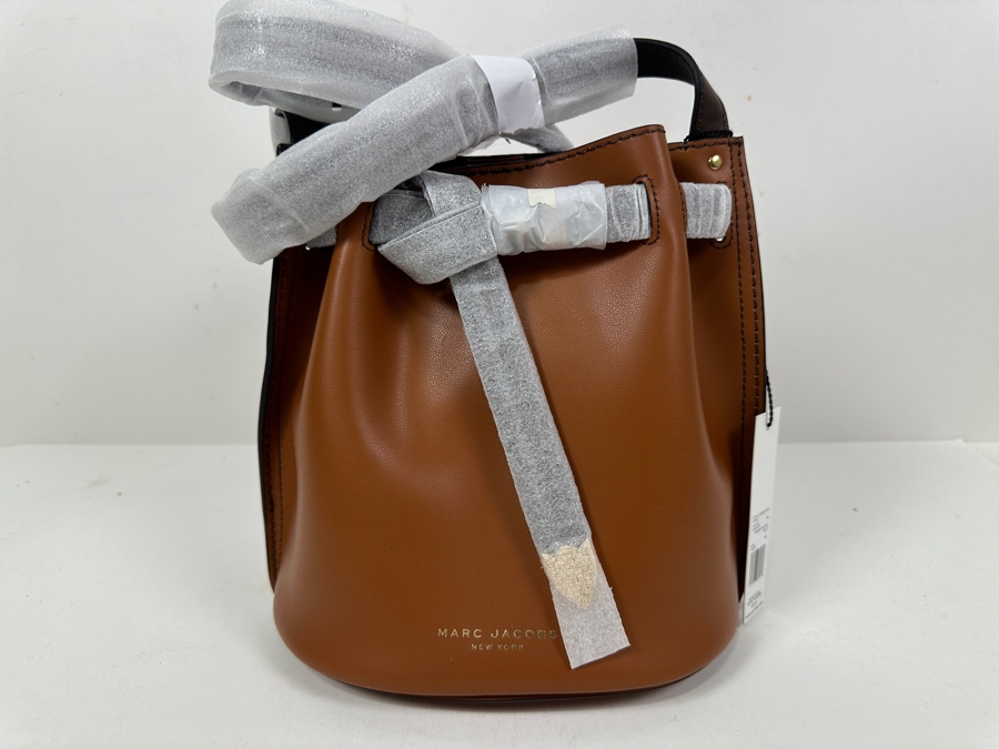 Just Added - New Marc Jacobs Handbag Smoked Almond Retails $350 [Photo 3]