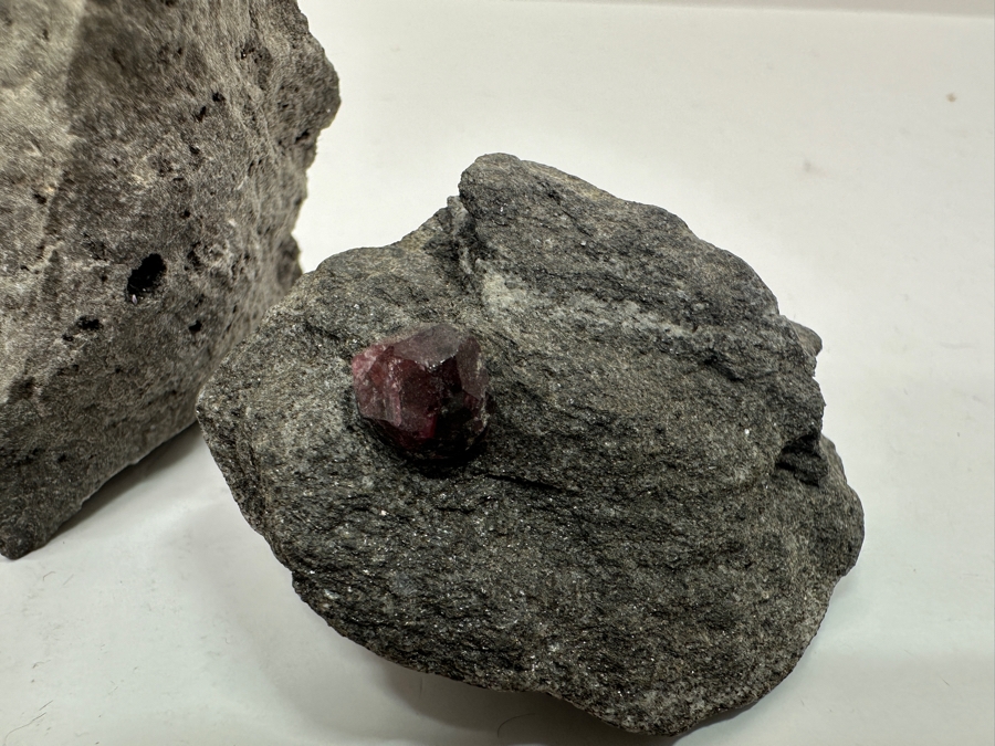 Just Added - Geode / Rocks With Quartz & Purple Stone [Photo 6]