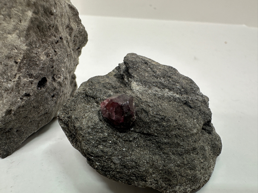 Just Added - Geode / Rocks With Quartz & Purple Stone [Photo 8]