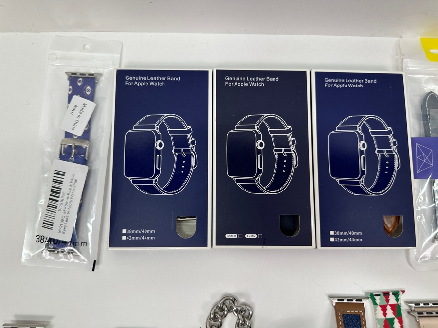 Just Added - Huge Lot Of New Apple Watch Bands & Luggage Tag [Photo 3]