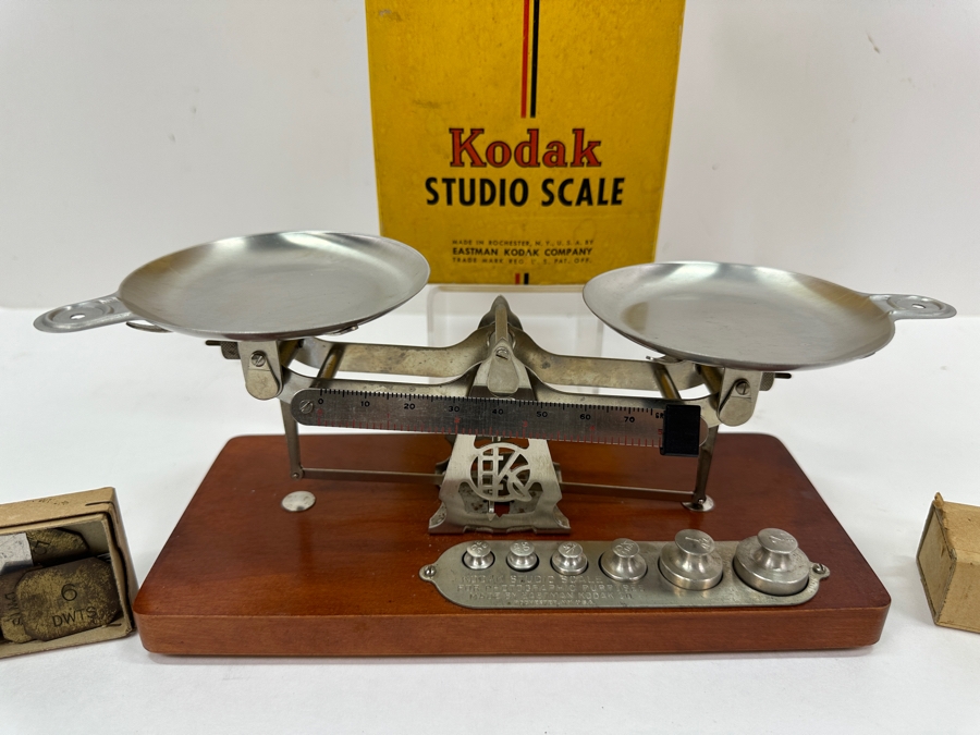 New In Box Eastman Kodak Studio Scale With Weights [Photo 3]