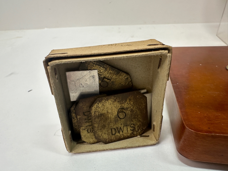 New In Box Eastman Kodak Studio Scale With Weights [Photo 9]