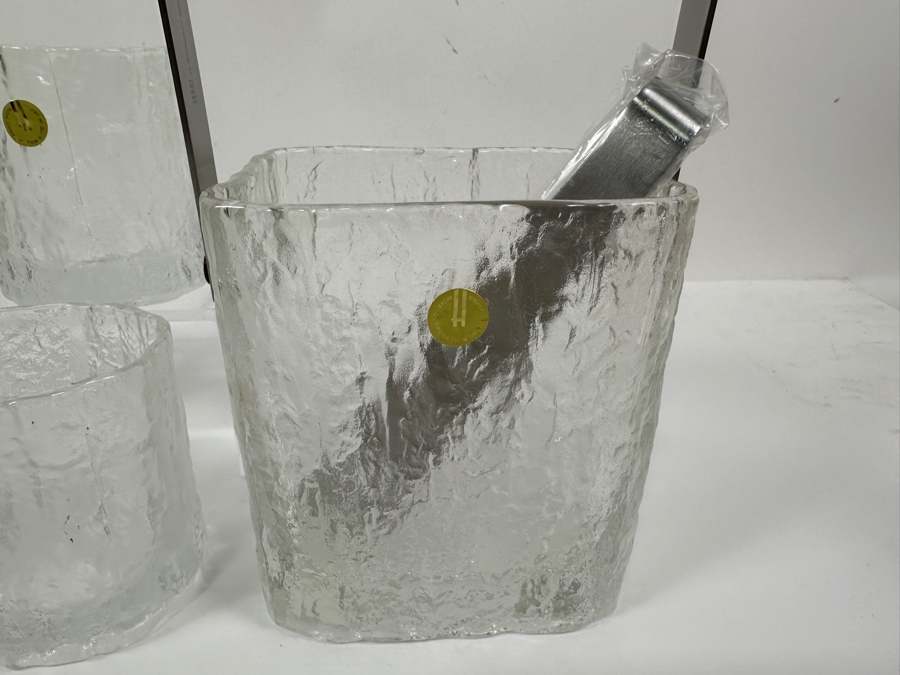 Vintage Glacier Textured Glass Ice Bucket With Four Old Fashioned Icicle Tumblers Glasses Made In Japan By The Hoya Corporation [Photo 8]
