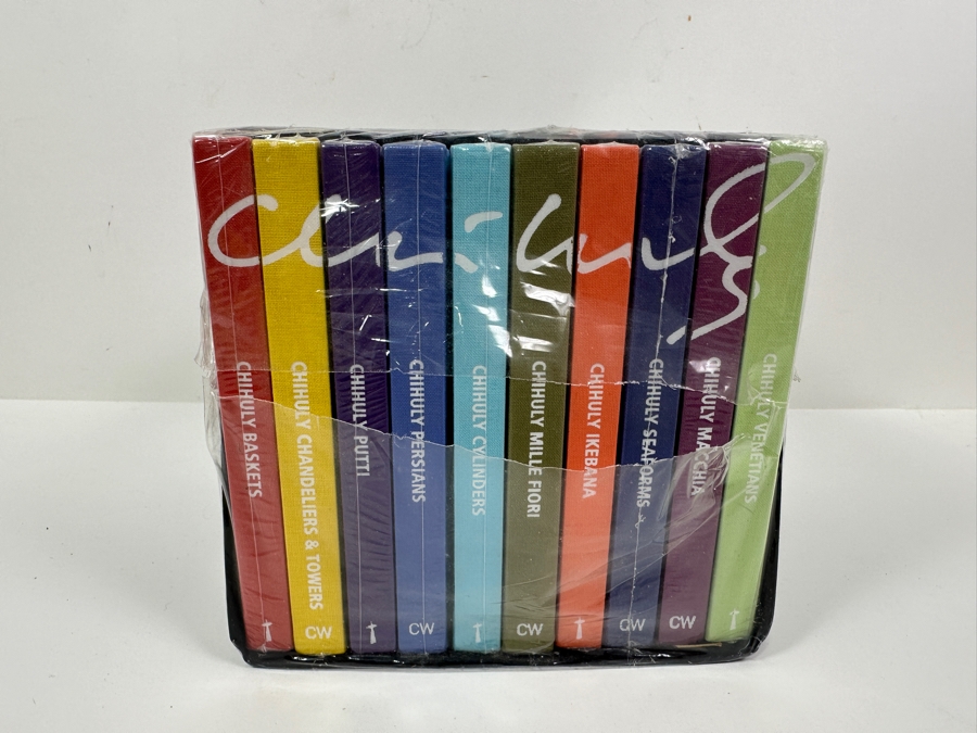 Factory Sealed Boxed Book Set - Dale Chihuly Glass [Photo 2]