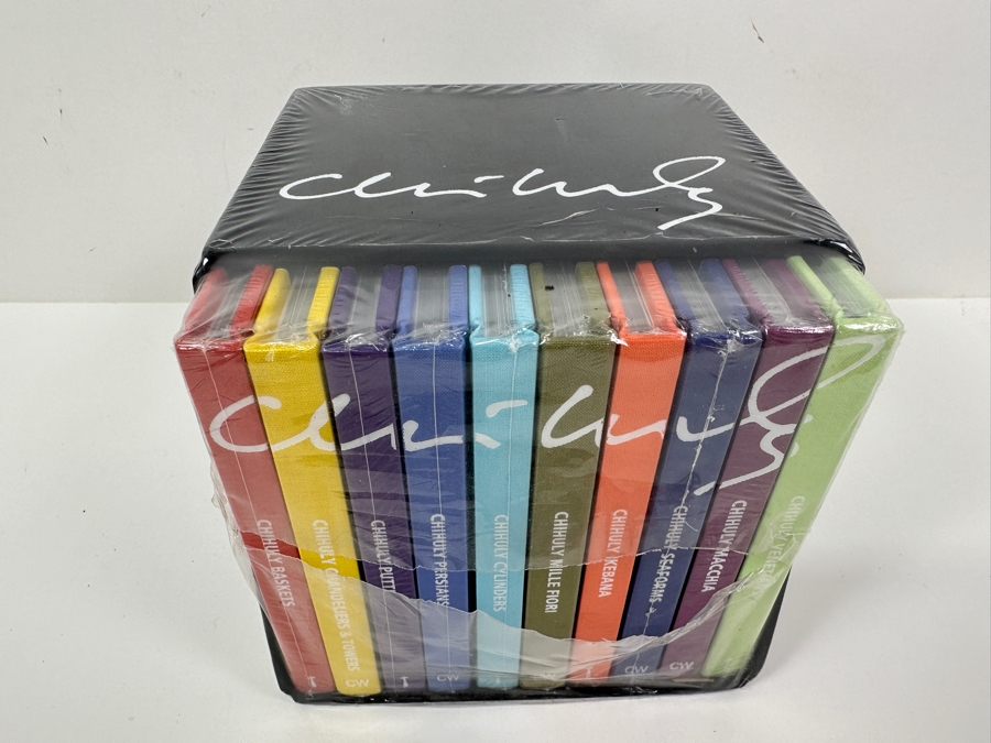 Factory Sealed Boxed Book Set - Dale Chihuly Glass [Photo 3]