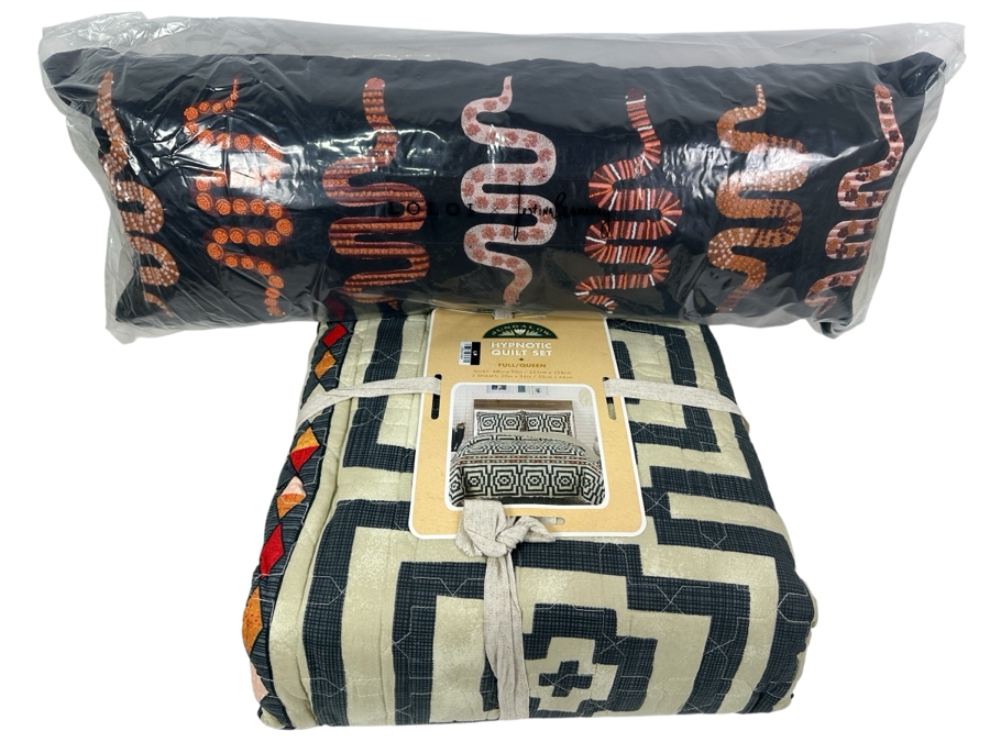 New Jungalow Hypnotic Full/Queen Quilt Set and Justina Blakeney Snake Throw Pillow [Photo 1]