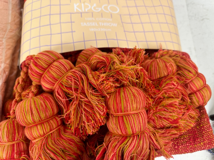 New Justina Blakeney Hamsa Full/Queen Quilt with Kip&Co 100% Cotton Tassel Throw 180cm x 230cm [Photo 4]