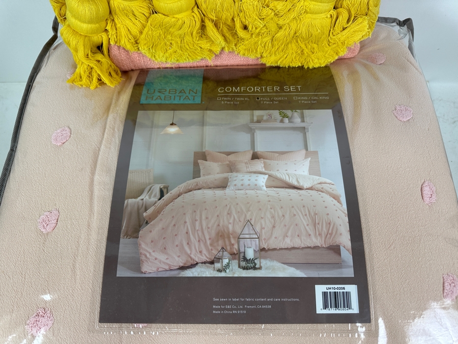 New Urban Habitat Full/Queen Comforter Set with Kip&Co 100% Cotton Tassel Throw 180cm x 230cm [Photo 2]