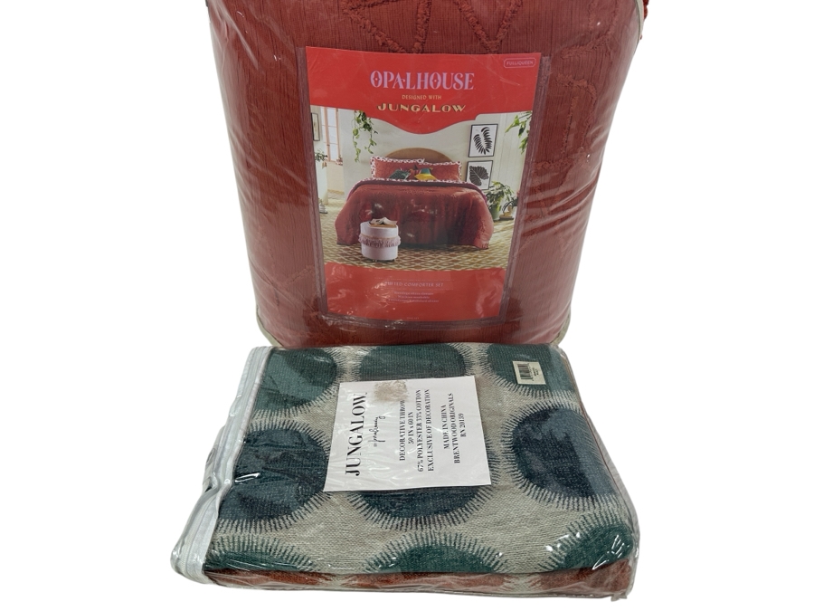 New Opalhouse Jungalow by Juntina Blakeney Full/Queen Tufted Comforter Set with Decorative Throw 50' X 60'