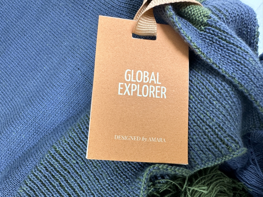 New Global Explorer Tasseled Throw and (2) Throw Pillows [Photo 3]