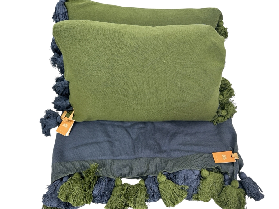 New Global Explorer Tasseled Throw and (2) Throw Pillows