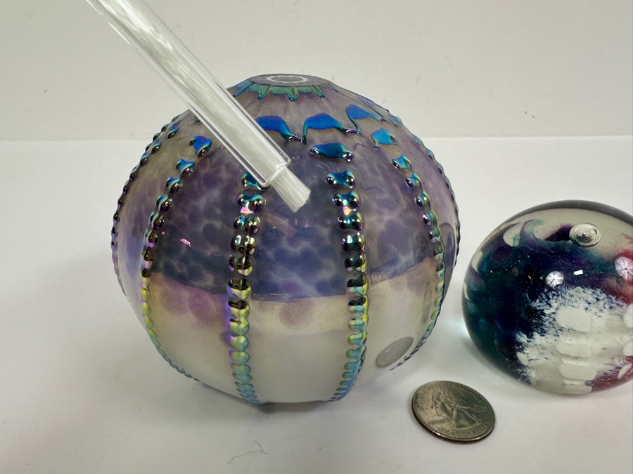 Stuart Abelman Studio Art Glass Iridescent Oil Lamp And Paperweight [Photo 4]