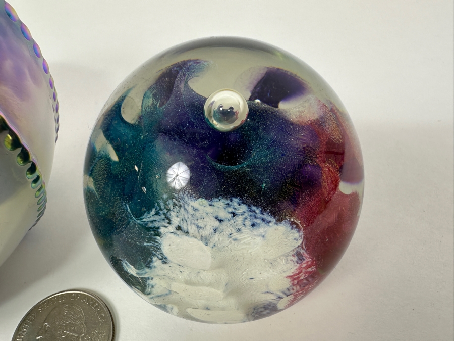 Stuart Abelman Studio Art Glass Iridescent Oil Lamp And Paperweight [Photo 6]