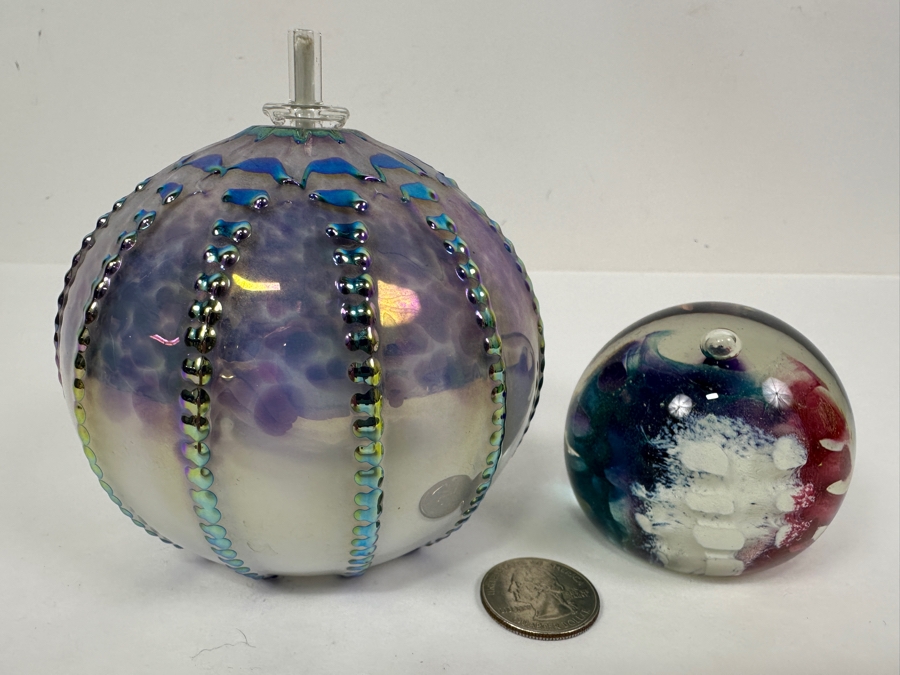 Stuart Abelman Studio Art Glass Iridescent Oil Lamp And Paperweight [Photo 2]