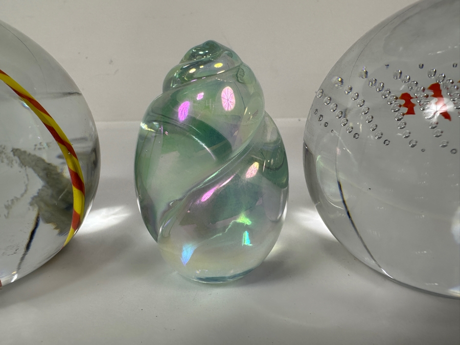 (5) Art Glass Paperweights Including Two Svoboda Czech Republic Karlov Paperweights [Photo 5]