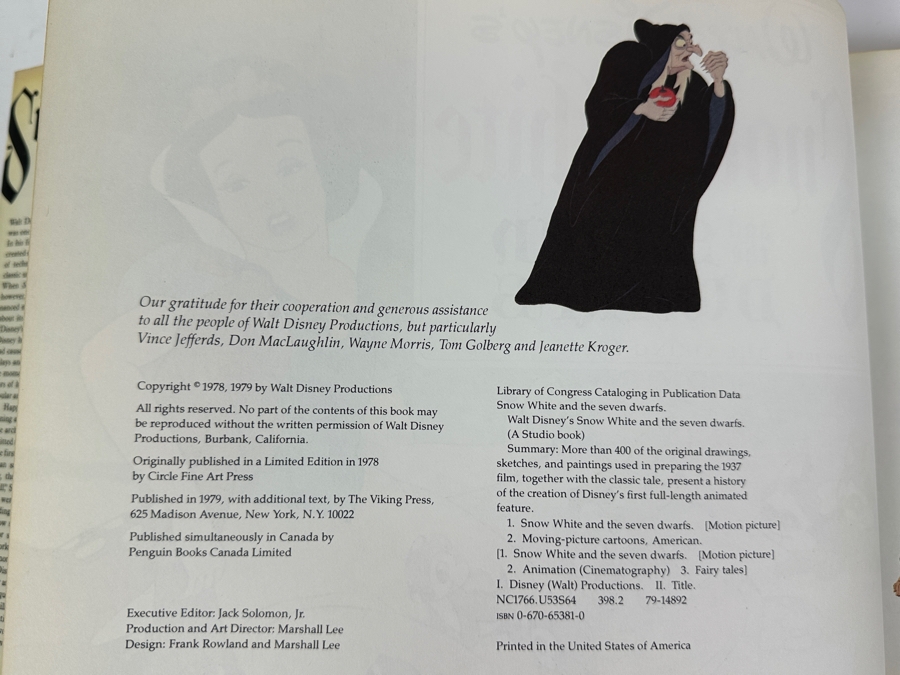 Vintage 1979 Hardcover Book Walt Disney's Snow White And The Seven Dwarves [Photo 4]