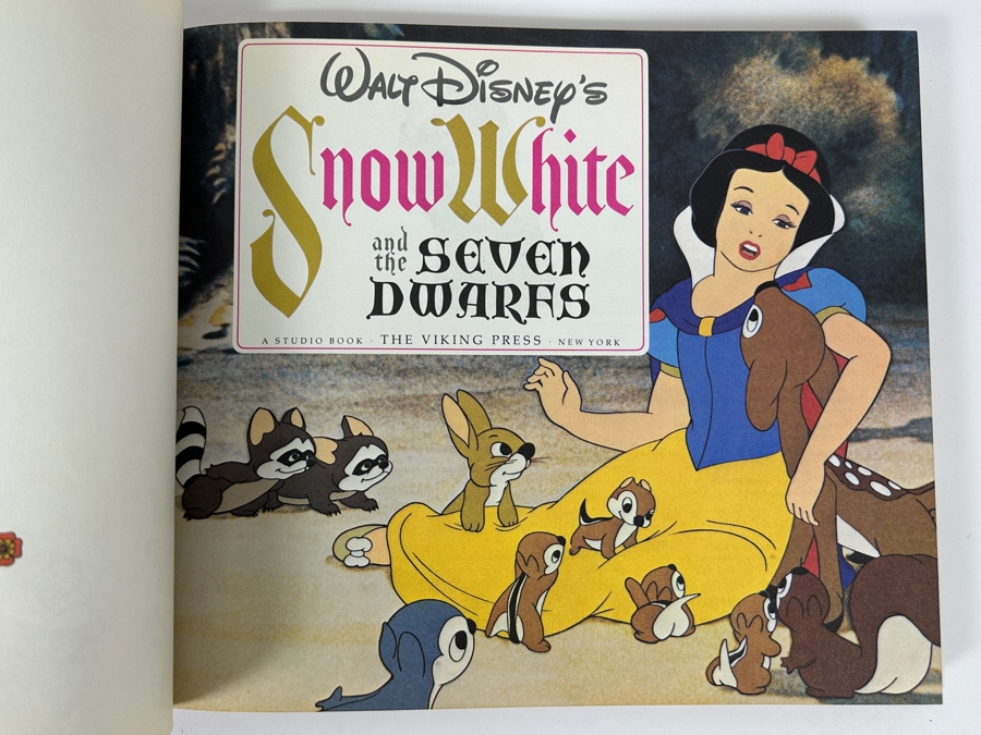 Vintage 1979 Hardcover Book Walt Disney's Snow White And The Seven Dwarves [Photo 3]