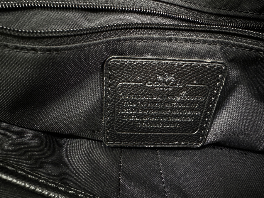 Coach Leather Tote Handbag 12'W x 5'D x 10.5'H [Photo 6]