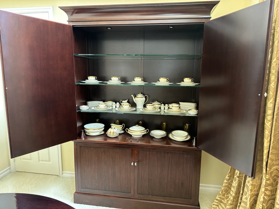 Barbara Barry By Baker Furniture Mirrored China Cabinet 61'W X 20.5'D X 91'H Retails $12,000 [Photo 2]