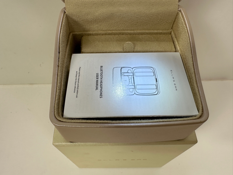 New Ella's Ears Jewelry Style Wireless Earbuds [Photo 6]