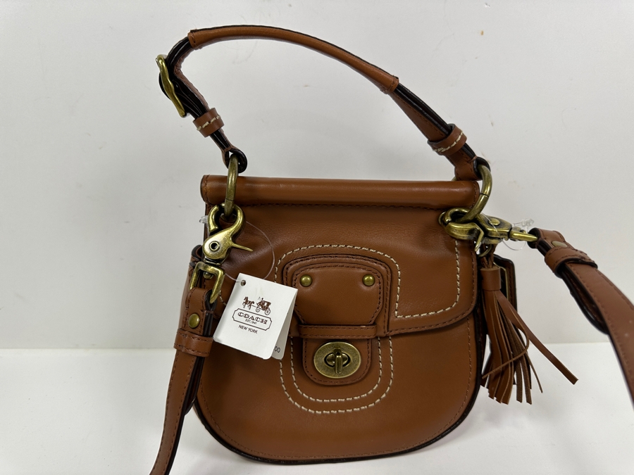 New Coach Leather Handbag 7'W x 3'D x 7'H Retails $198 [Photo 2]