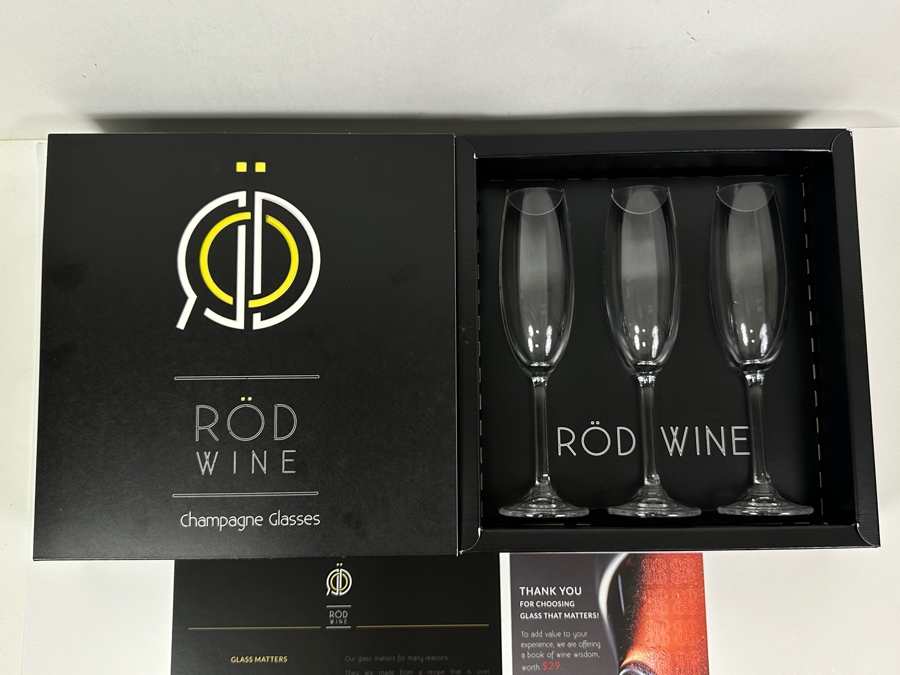 New Box Of Three Rod Wine Champagne Glasses [Photo 4]