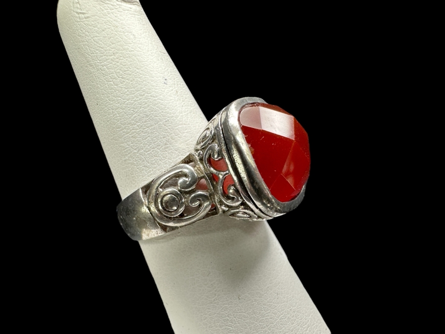 Pair Of Sterling Silver Rings L Size 7.5 / R Size 6.5 Total Weight 13.2g [Photo 2]