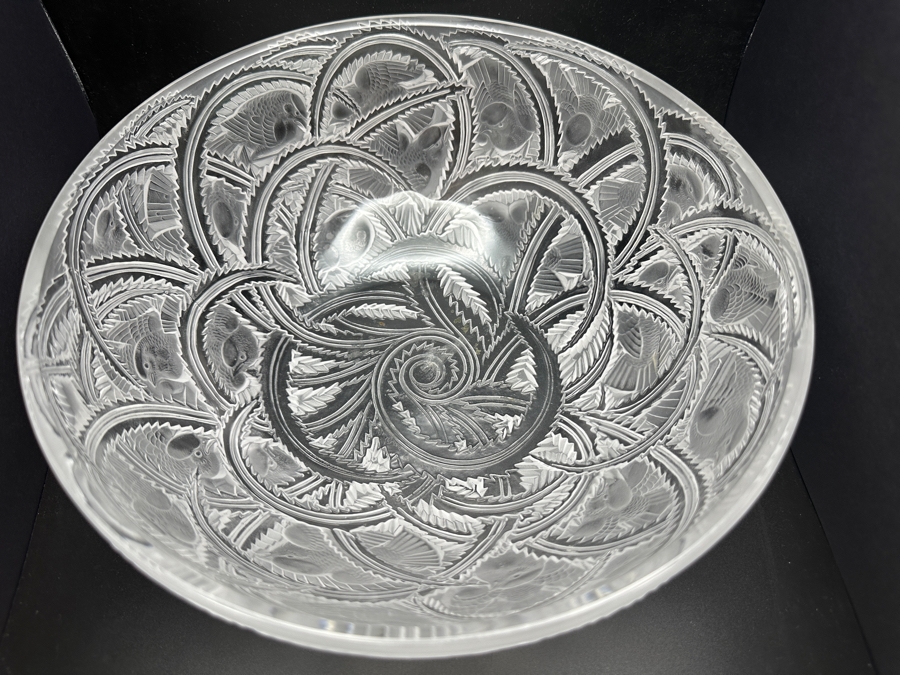Lalique Crystal France Pinsons Frosted Crystal Bowl 9.25'W X 3 5/8'H [Photo 9]