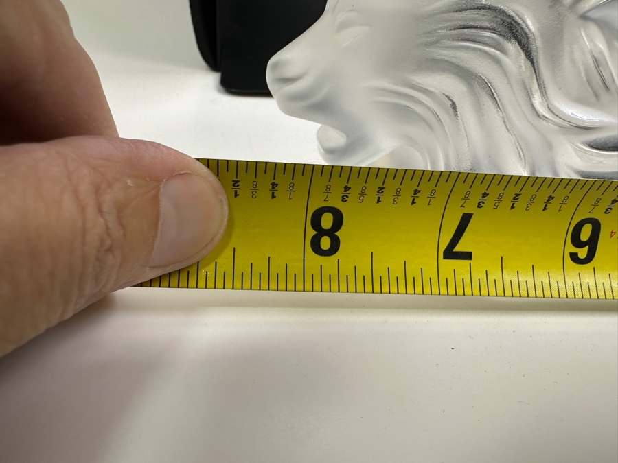 Lalique Crystal France Venise Bowl With Frosted Lion Heads At The Base 8.5'W X 6.25'H [Photo 13]