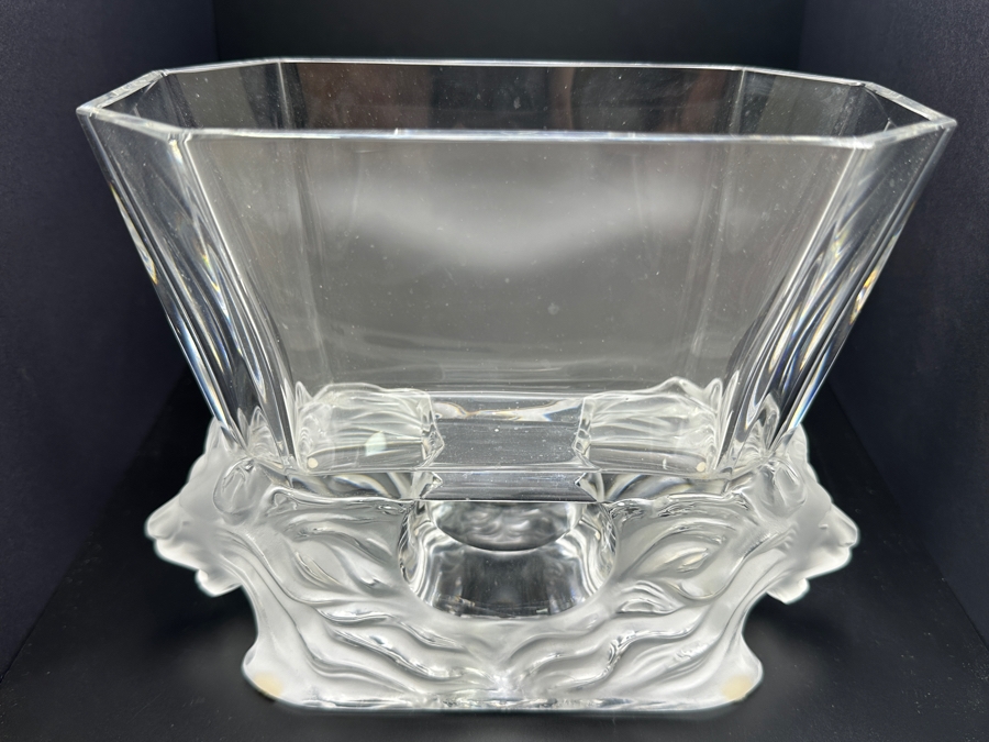 Lalique Crystal France Venise Bowl With Frosted Lion Heads At The Base 8.5'W X 6.25'H [Photo 6]