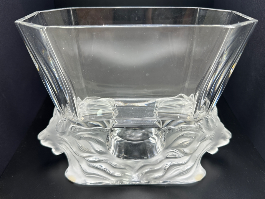 Lalique Crystal France Venise Bowl With Frosted Lion Heads At The Base 8.5'W X 6.25'H [Photo 5]