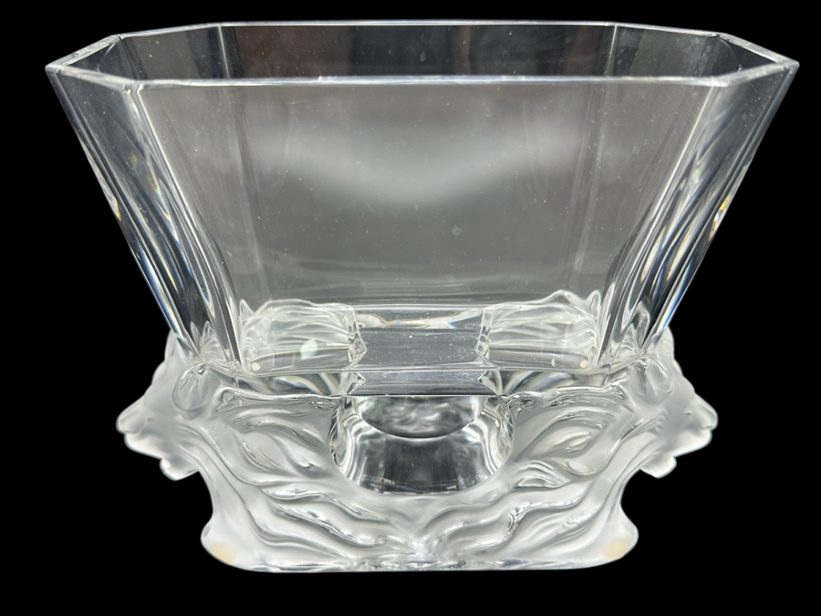Lalique Crystal France Venise Bowl With Frosted Lion Heads At The Base 8.5'W X 6.25'H